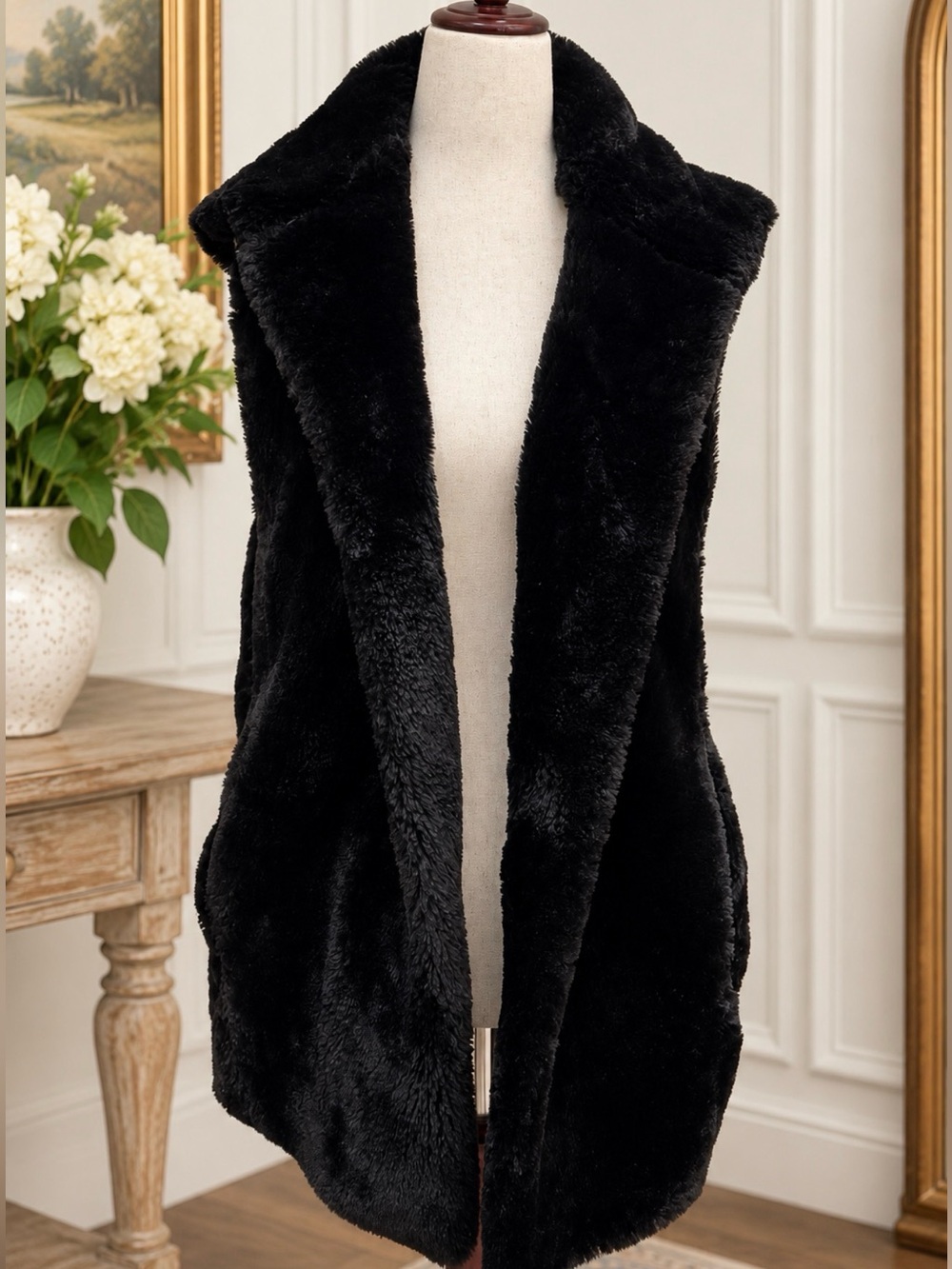 Capote Luxury Black Faux Fur Open-Front Vest - Size XS